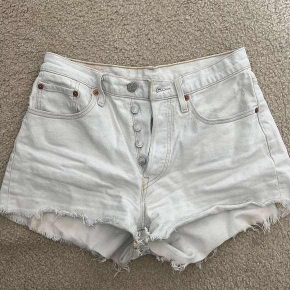 LEVIS 501 SHORT - Picture 1 of 2